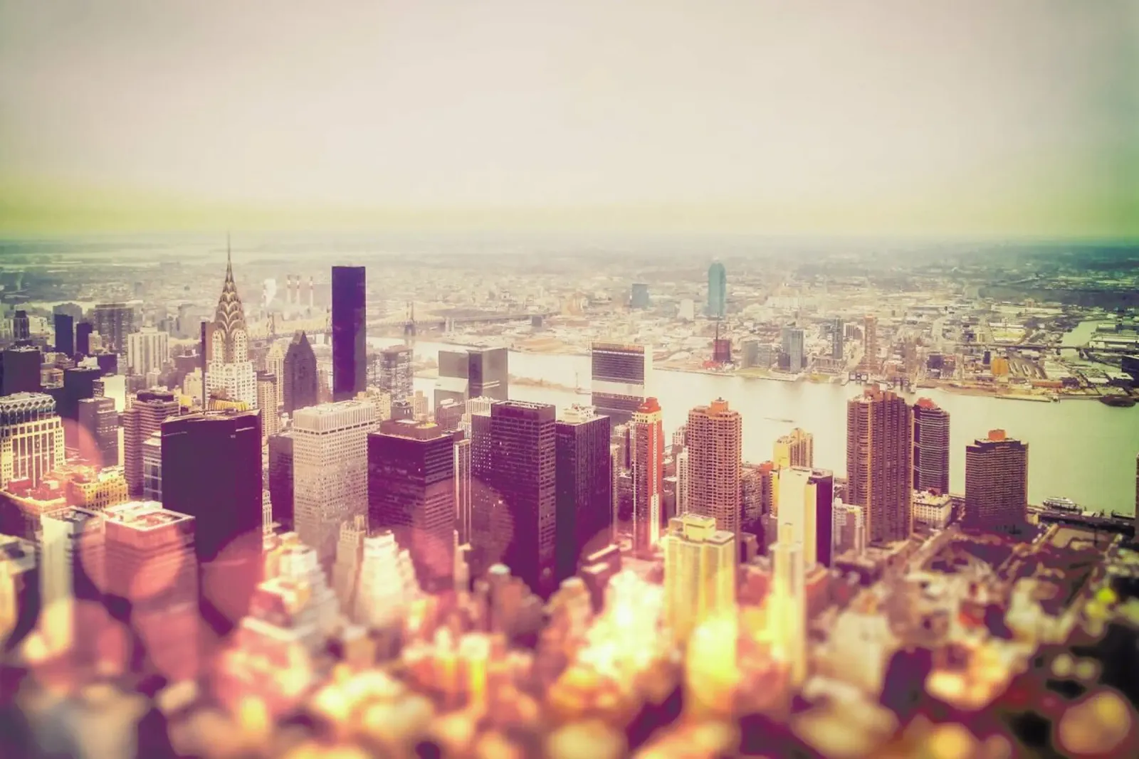 Manhattan’s Skyline pellicola backlit da JaySan Studio