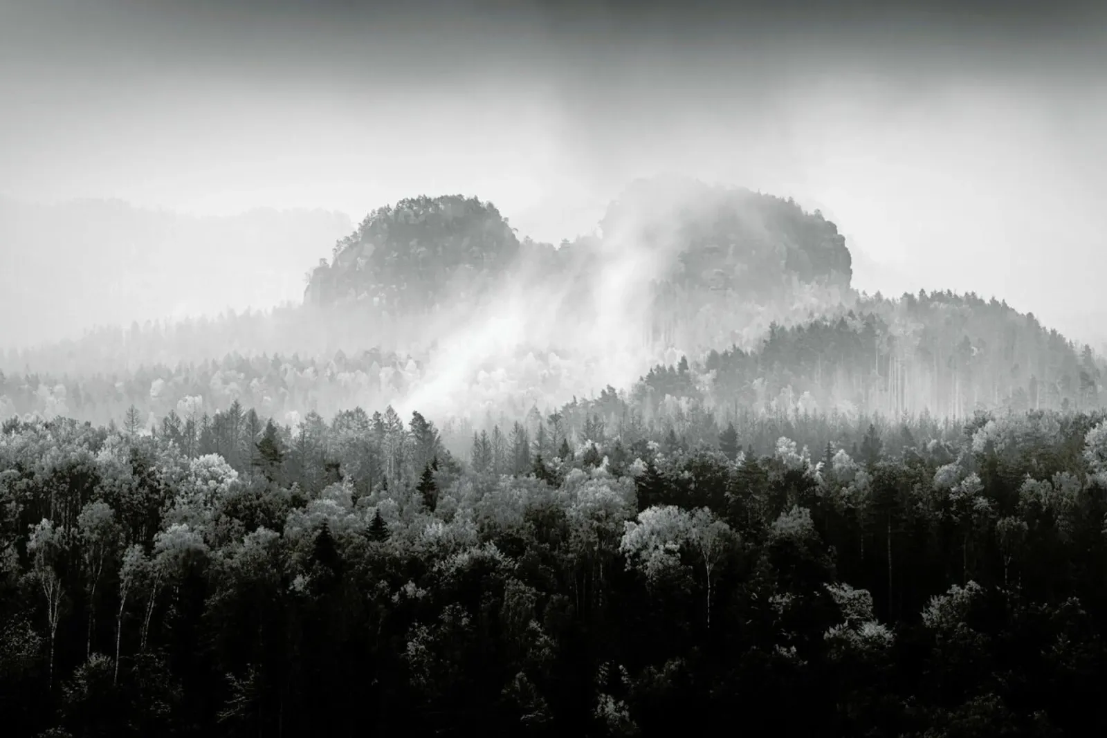 Lorenzsteine - Elbsandsteingebirge poster con telaio in alluminio da Håggard Photography | Ronny Behnert