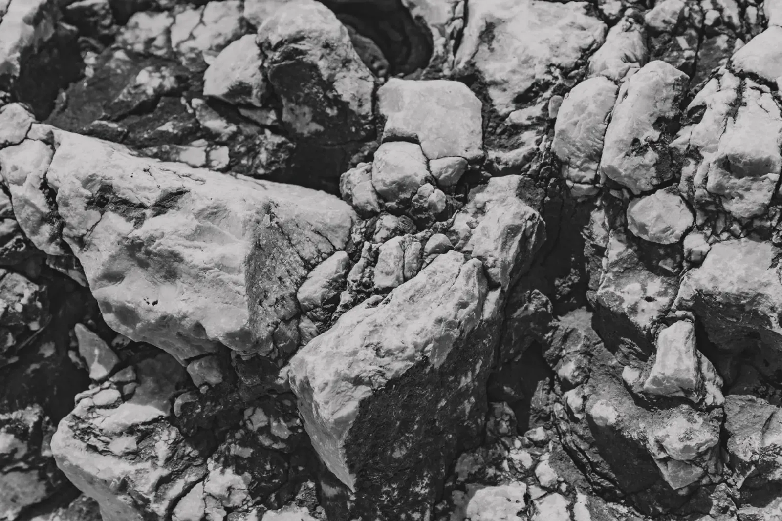Solida struttura in pietra alluminio dibond da Carinaprint
