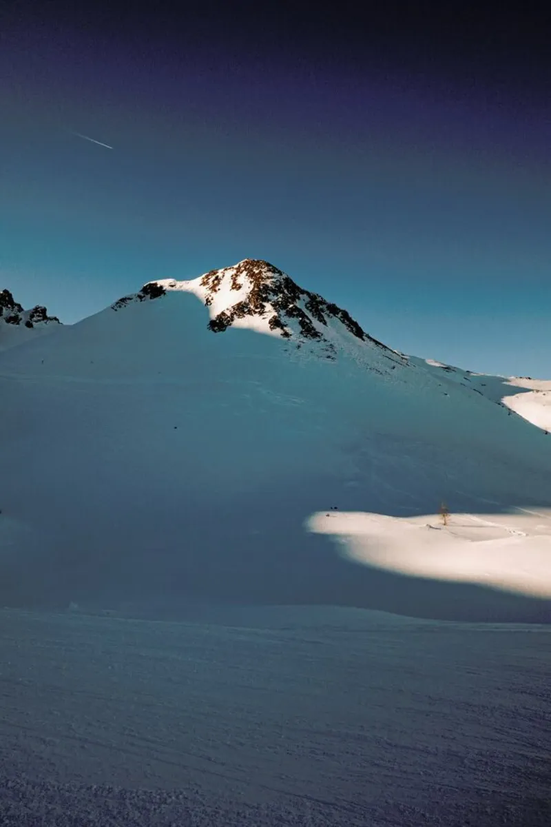 Snowy Sundown Vibes pellicola backlit da Sebastian Hilgetag