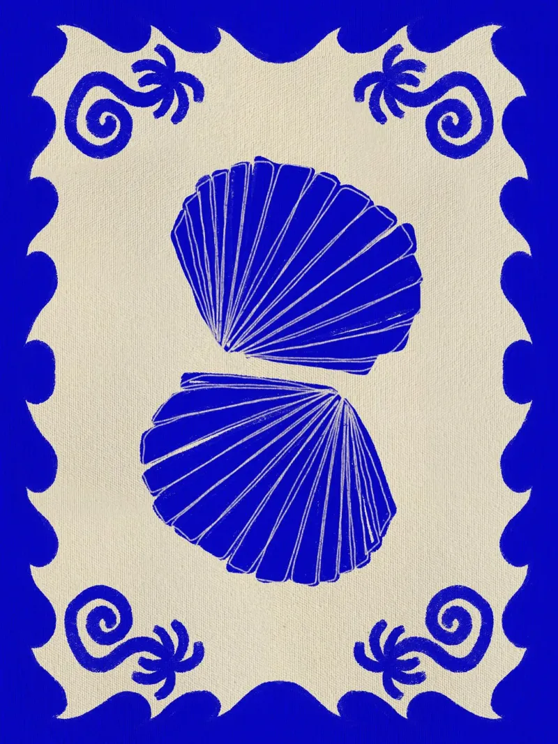 Storie di conchiglie blu poster con telaio in plastica da Shatha Al Dafai