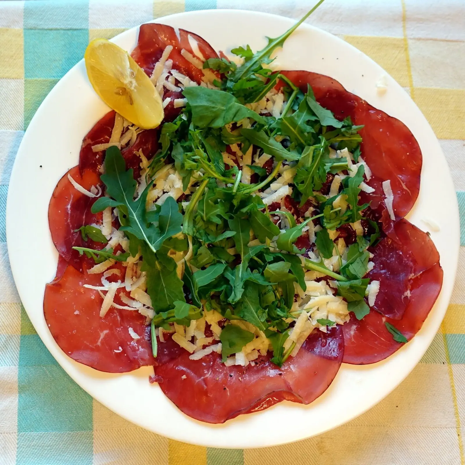 Carpaccio di bresaola tela con Cornice a cassetta da Massimo Frascogna