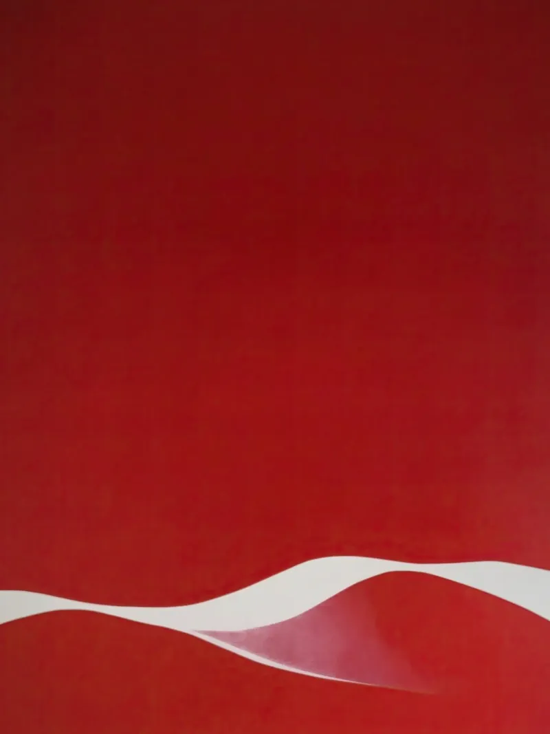 Rosso minimalista con curva bianca fluente tela con Cornice a cassetta da Artbyvo