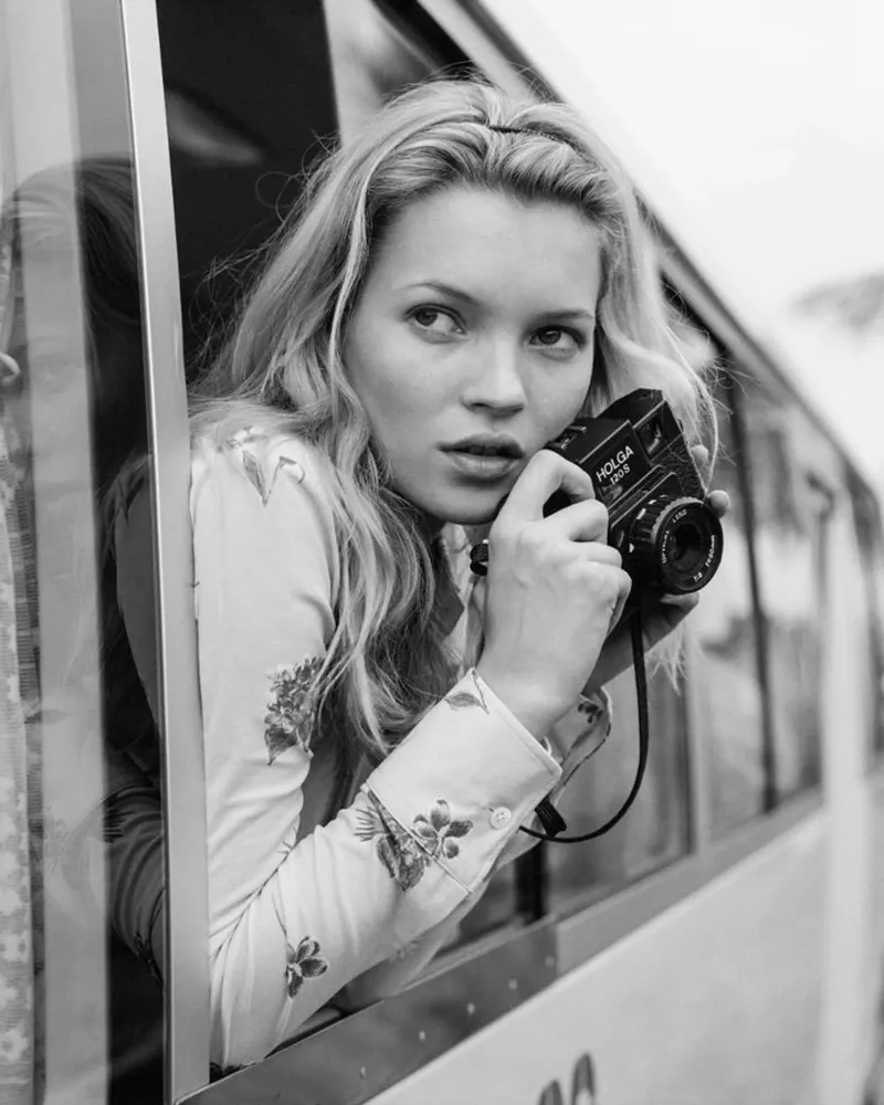 Kate With Camera canvas with Floater frame by Alex happy shop