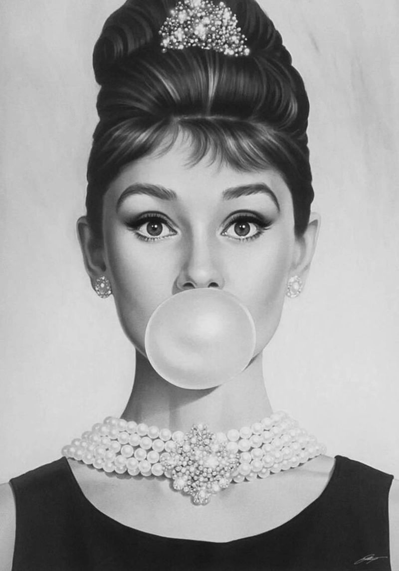 Audrey in Schwarz und Weiß Leinwand von Piere art Shops