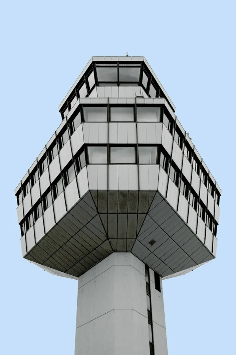 Tegel 3 poster de Marc Schulthess