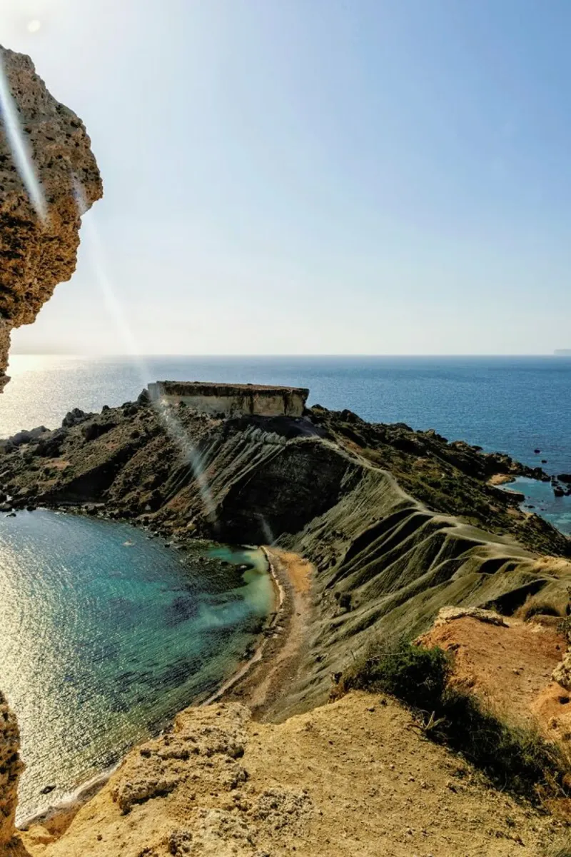 Magical Malta Vulcanic Mountain pellicola backlit da Curious Collections by Marielle Leenders