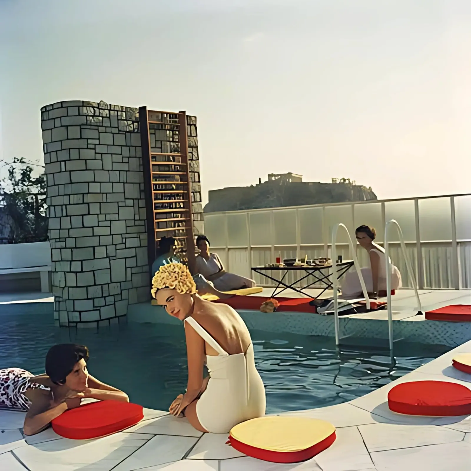 Piscina dell'attico di Slim Aarons pellicola backlit da tokovictory