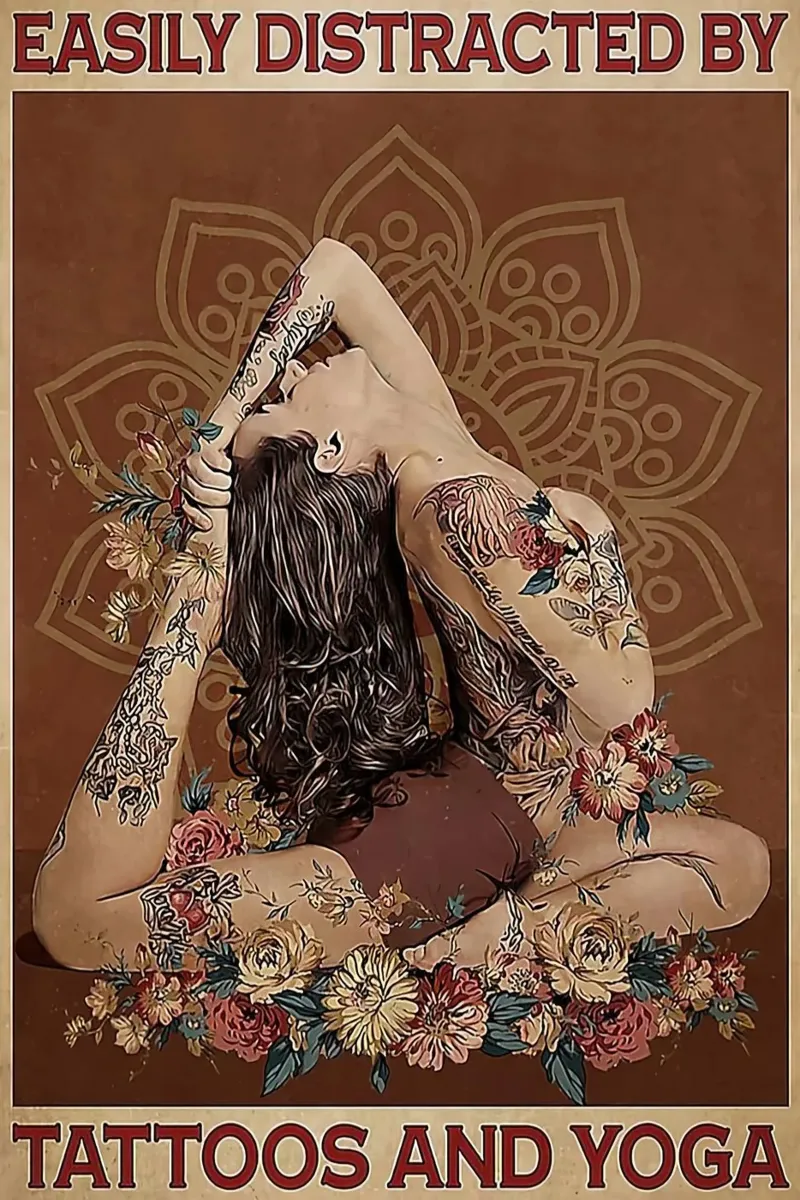 Tattoos und Yoga Leinwand von Aaronshop