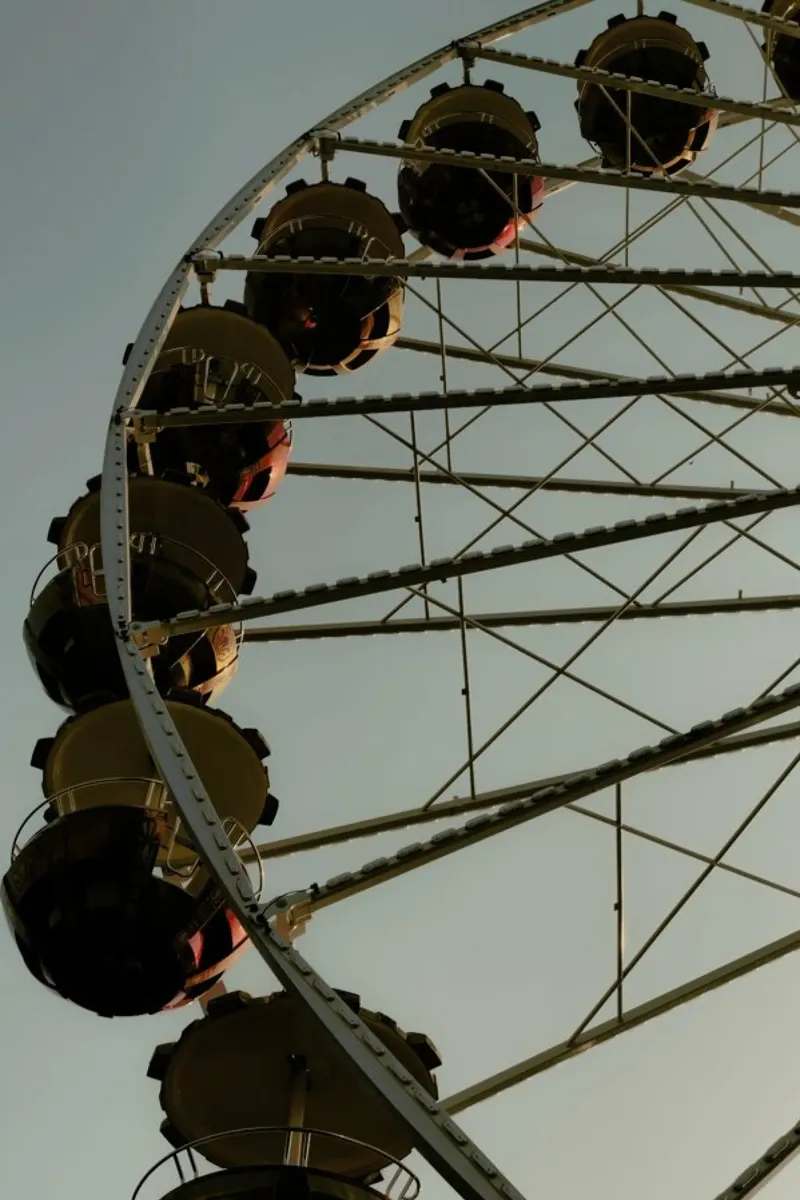 Ferris Wheel canvas by Sebastian Hilgetag