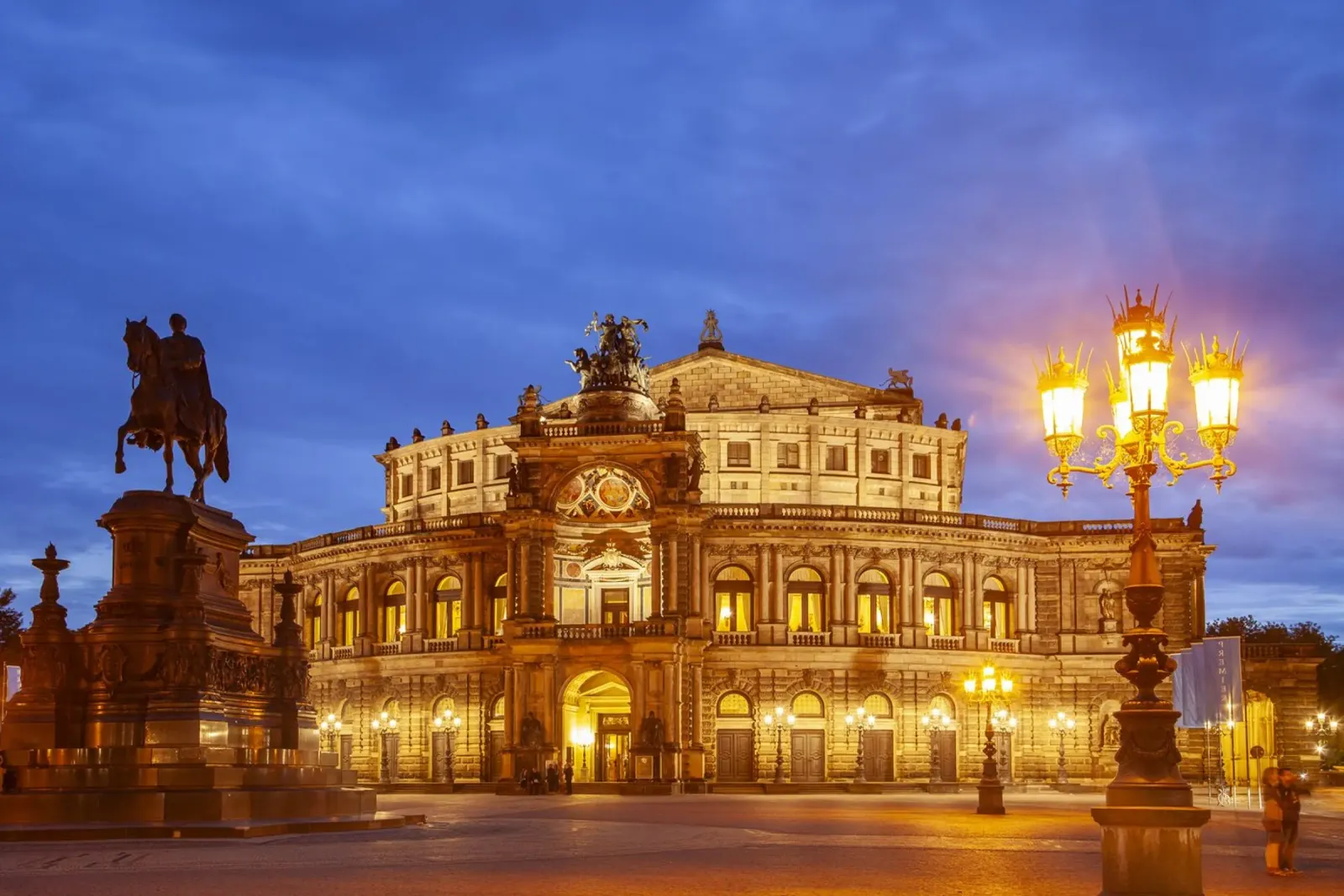 Semperoper Dresden pellicola backlit da Reisefotografie - Bilder aus aller Welt