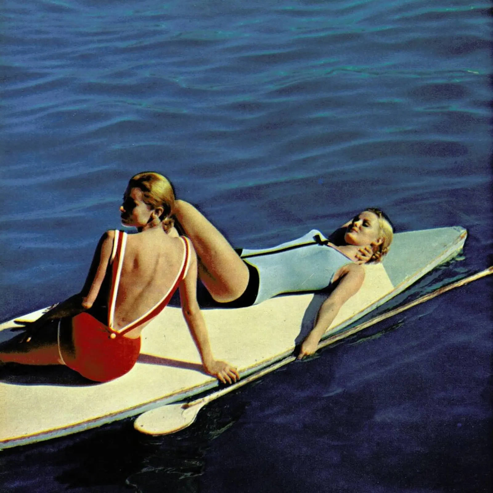 Tanning Boards poster con telaio in plastica da Hemingway Design