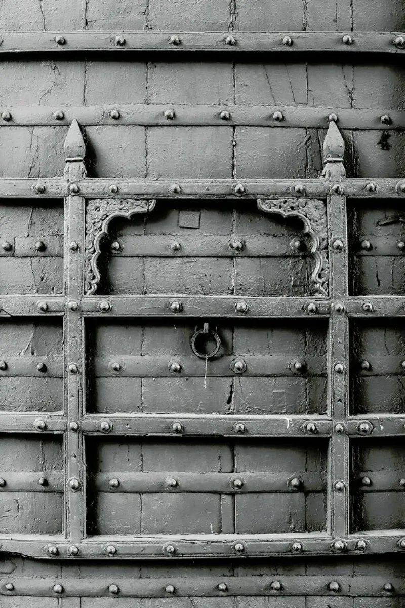 Door pellicola backlit da Victoria Frost