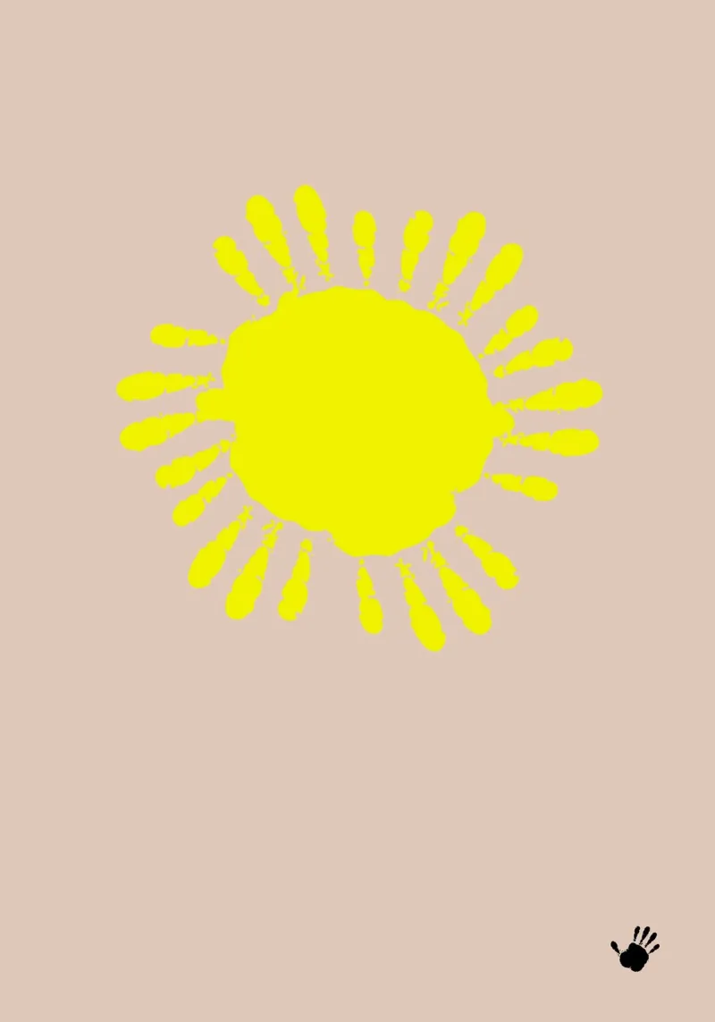 the sun. small hands. (mehrere Varianten verfügbar) pellicola backlit da FRICKE DESIGN