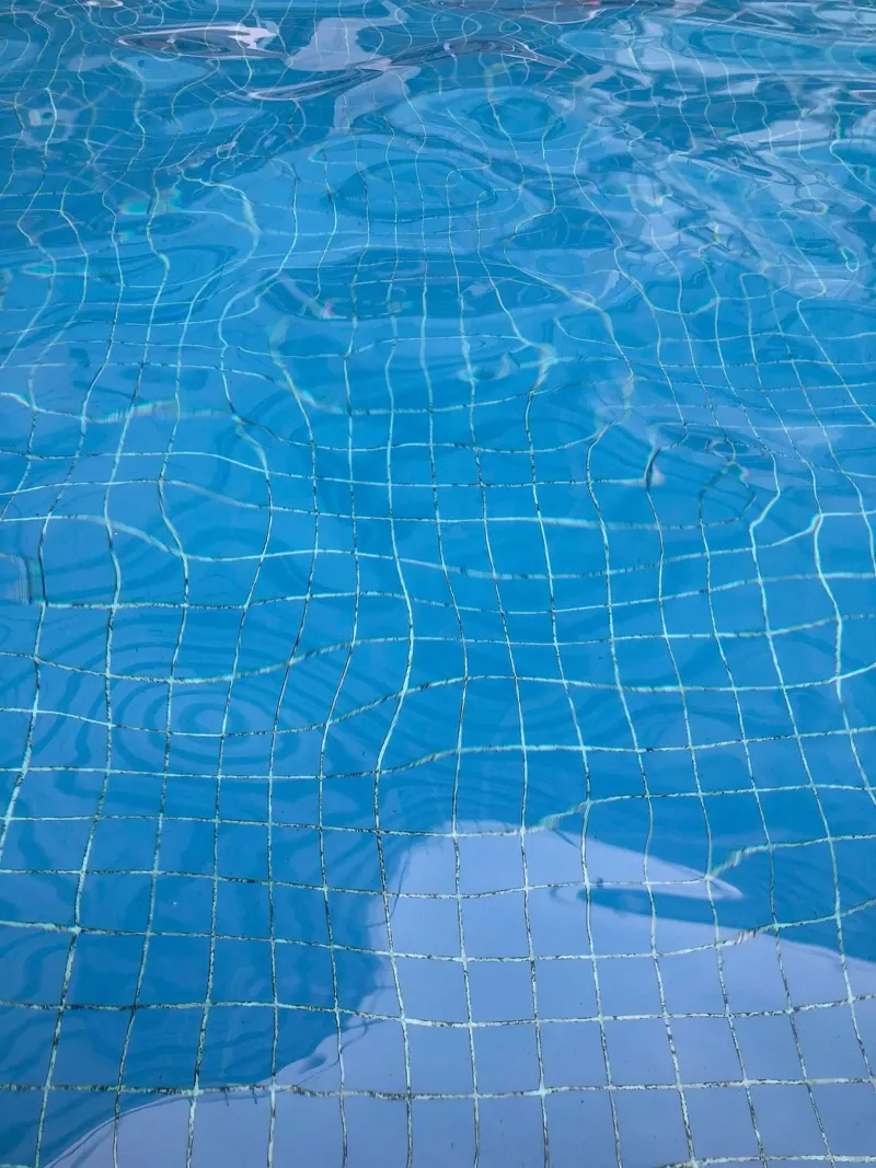 piastrelle per il nuoto poster da Bleu