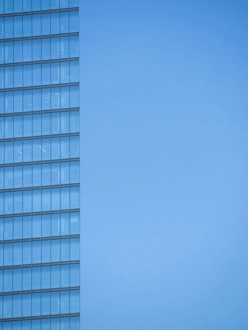 edificio skyline alluminio dibond da Bleu