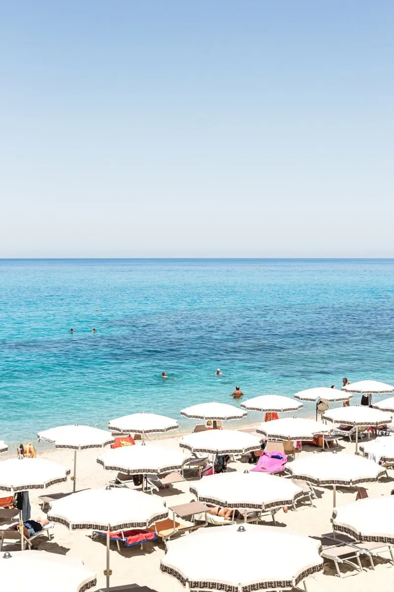 Italian beach day pellicola backlit da photolovers