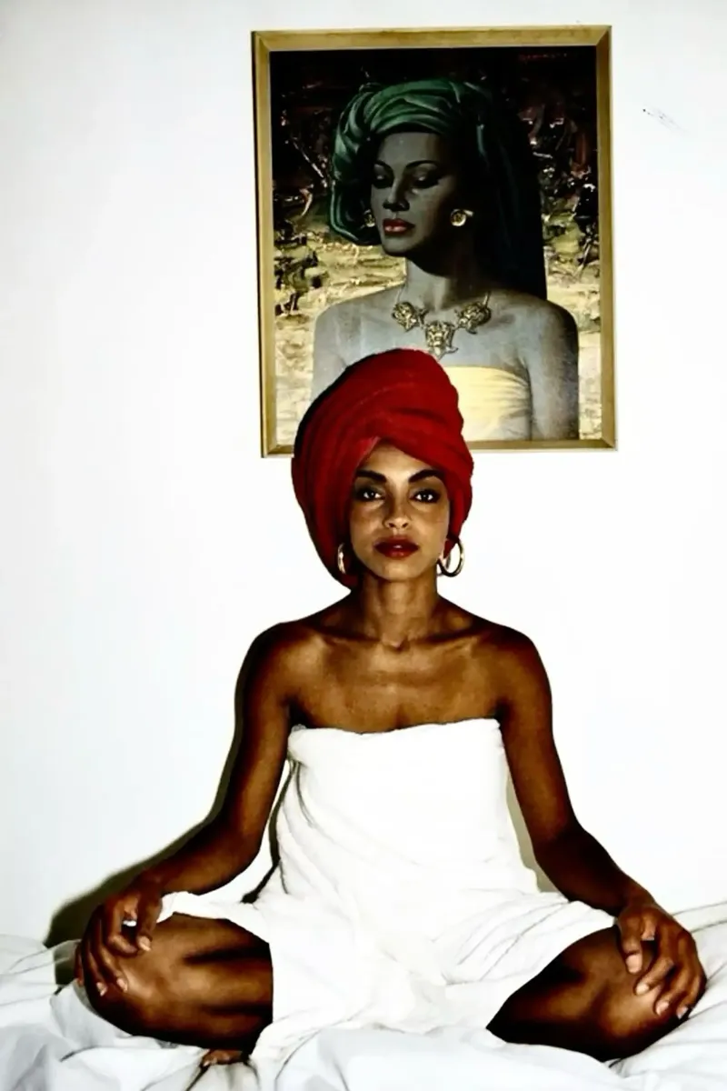 Sade – Timeless Soul pellicola backlit da Attaboy Dsgn