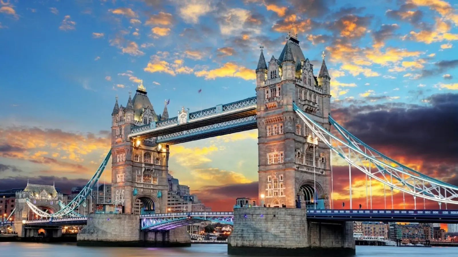Crepuscolo sul Tower Bridge, Londra, Regno Unito alluminio dibond da PhotoVibe Decor