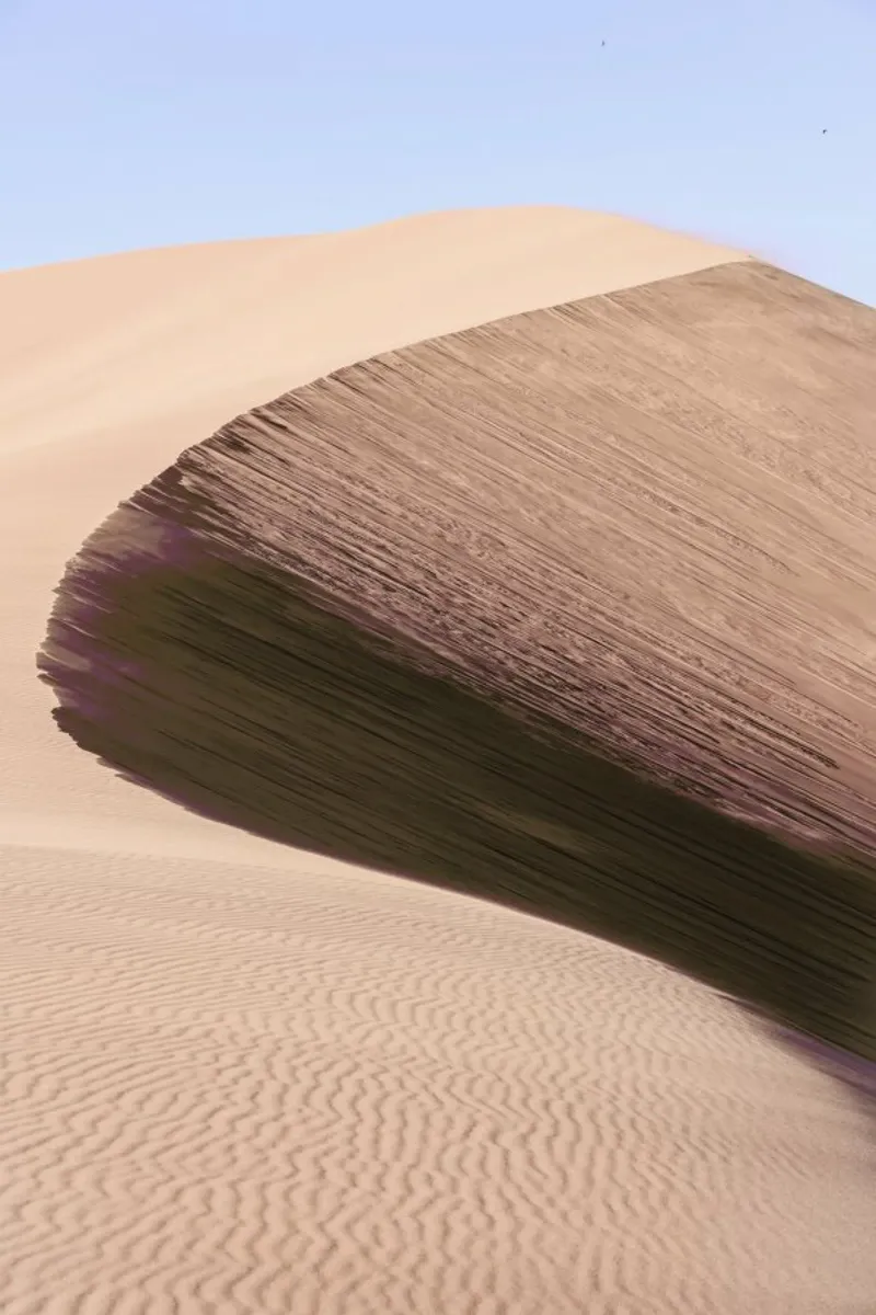 Namib Three plexiglass da Shot By Clint