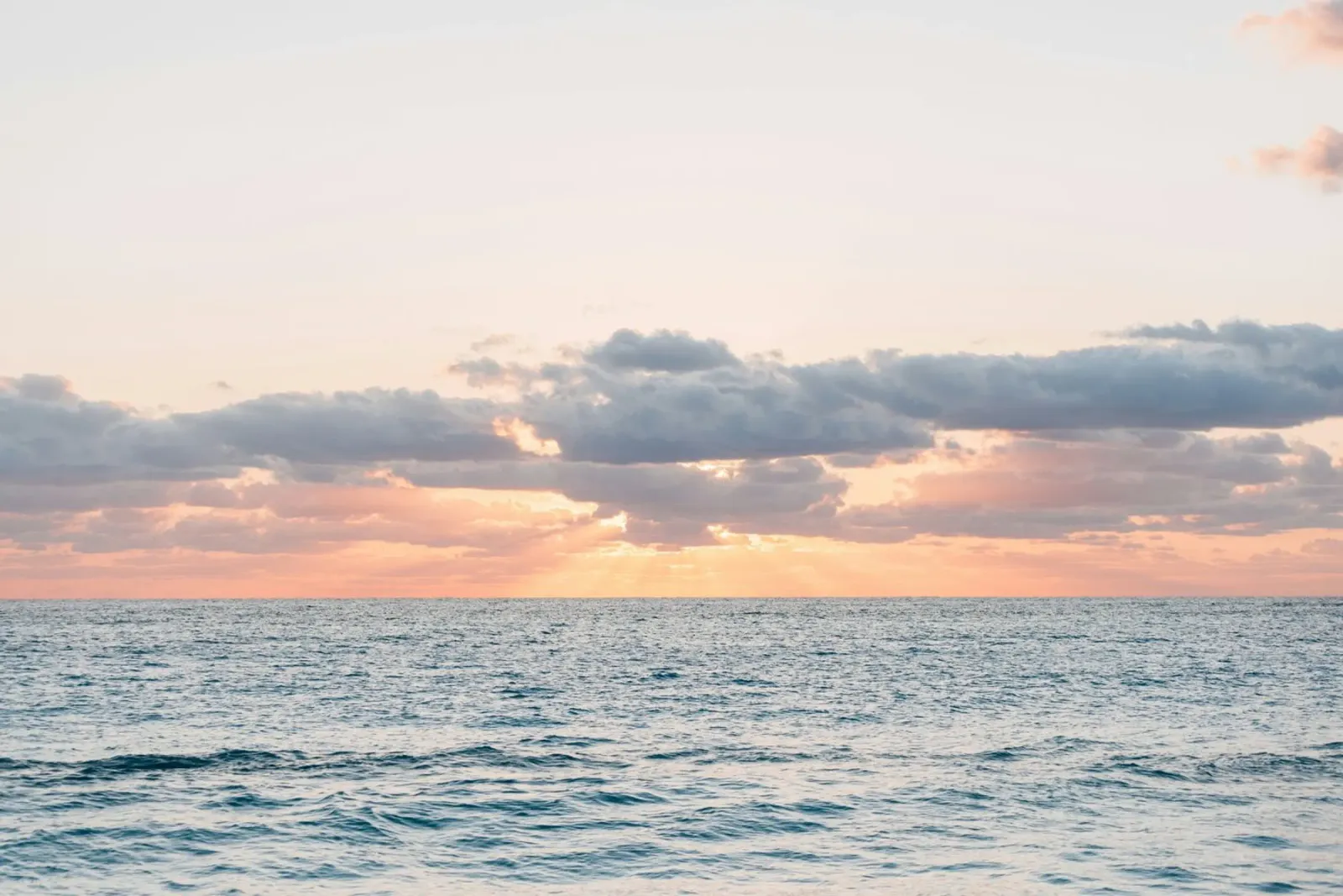 oceano mare pellicola backlit da Earthly Visions