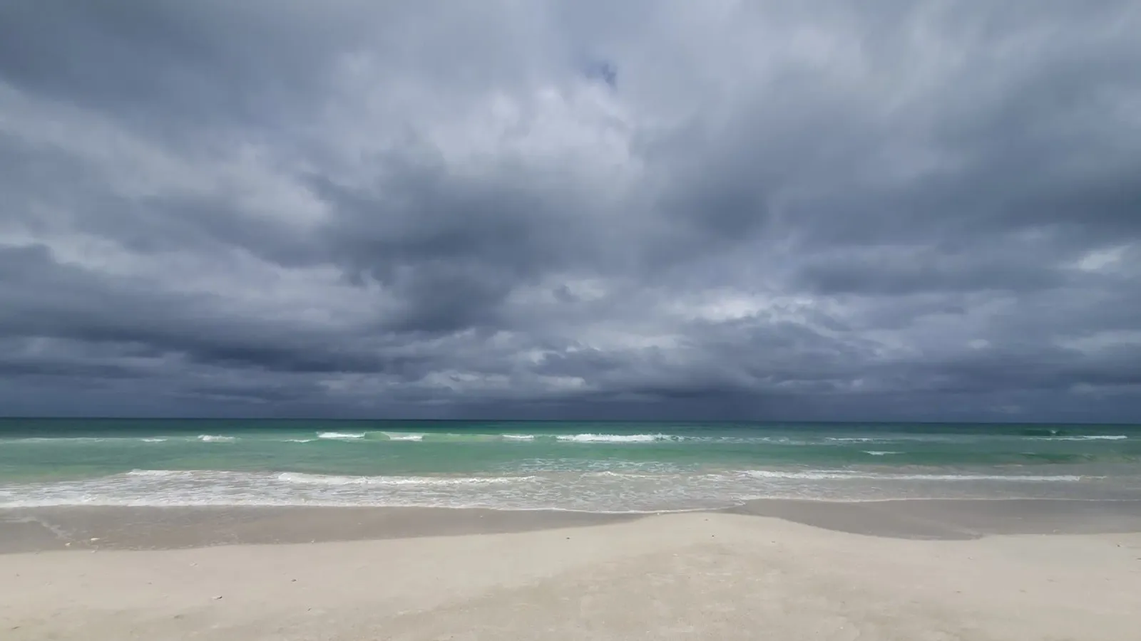 Beach on the Atlantic, motif 4 hahnemühle by ZAMART - Fotografie