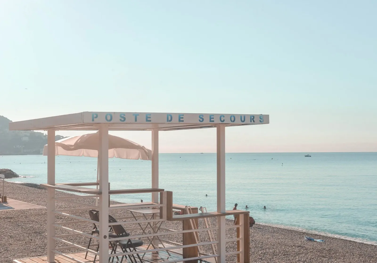 French Riviera Beach View poster con telaio in plastica da GraceDigitalArtCo