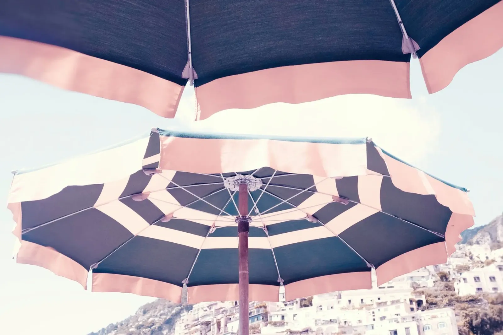 Beach Umbrella Positano pellicola backlit da GraceDigitalArtCo