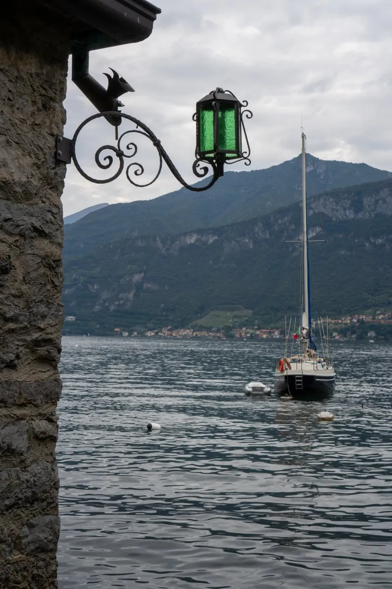 Boats on a Calm Lake poster da lieblu