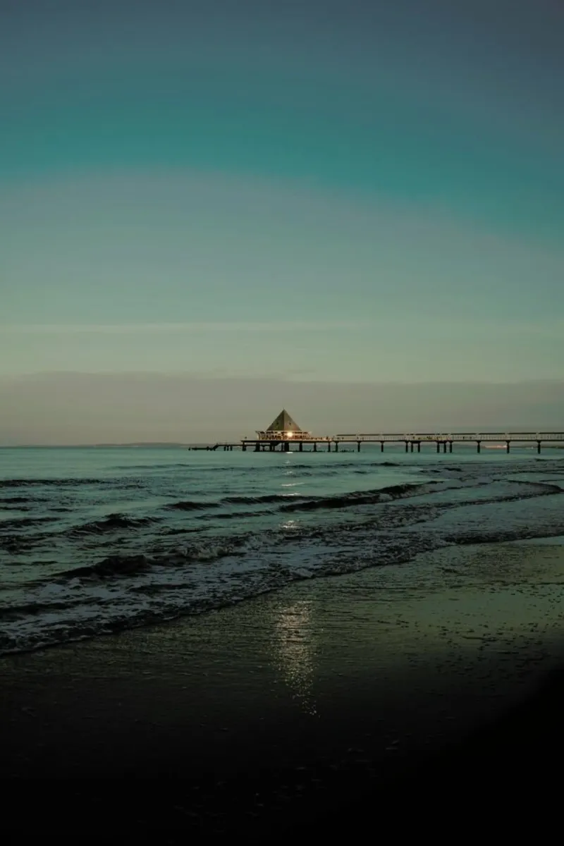 Sundown At The Bridge plexiglass da Sebastian Hilgetag