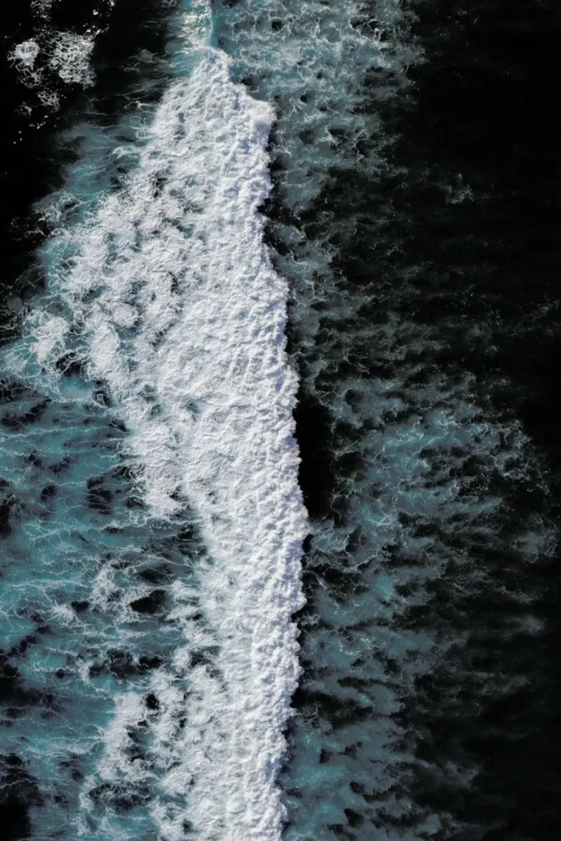 Calming Waves & Deep Blue Sea pellicola backlit da Studio Nahili