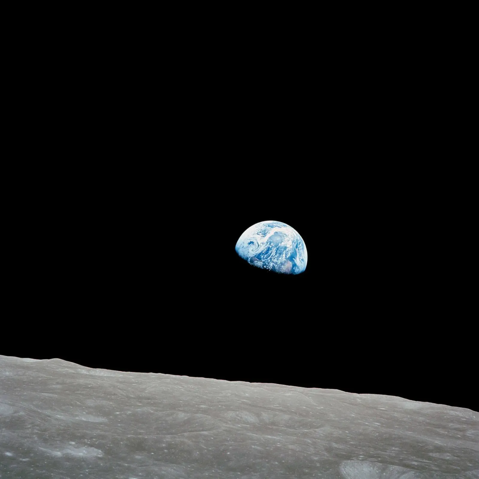 La Terre vue de la Lune poster avec cadre en bois de harris shop