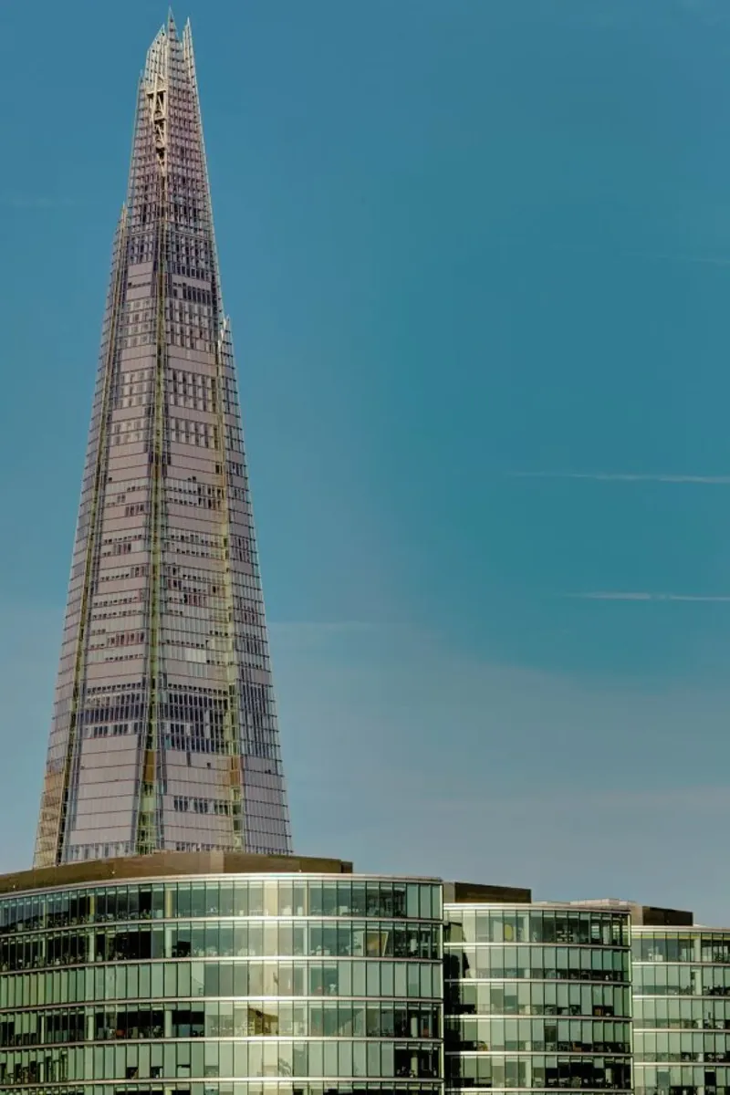 Shard carta hahnemühle da Michael Belhadi