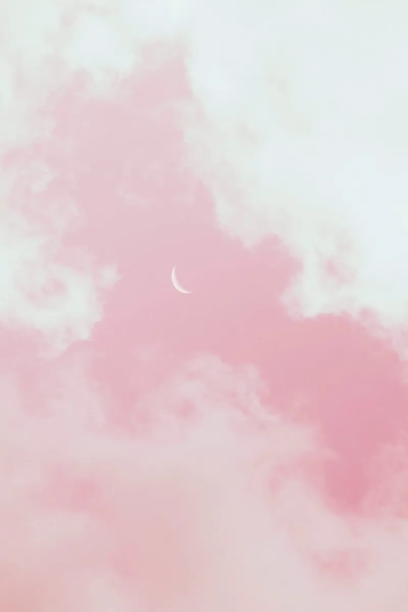 luna crescente tra le nuvole rosa pellicola backlit da cofa home