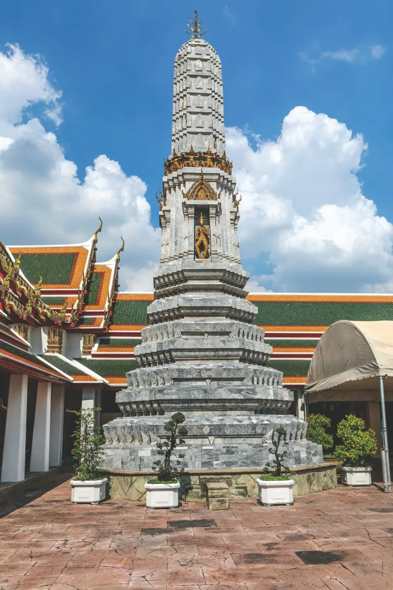 Grand Palace Pagoda pellicola backlit da Dave Hare Photography