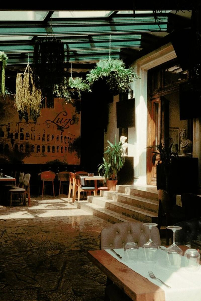 Analog Series The Small Cafe plexiglass da Sebastian Hilgetag
