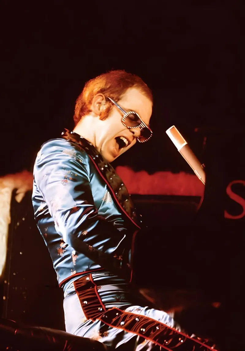 Elton John pellicola backlit da Low poly art