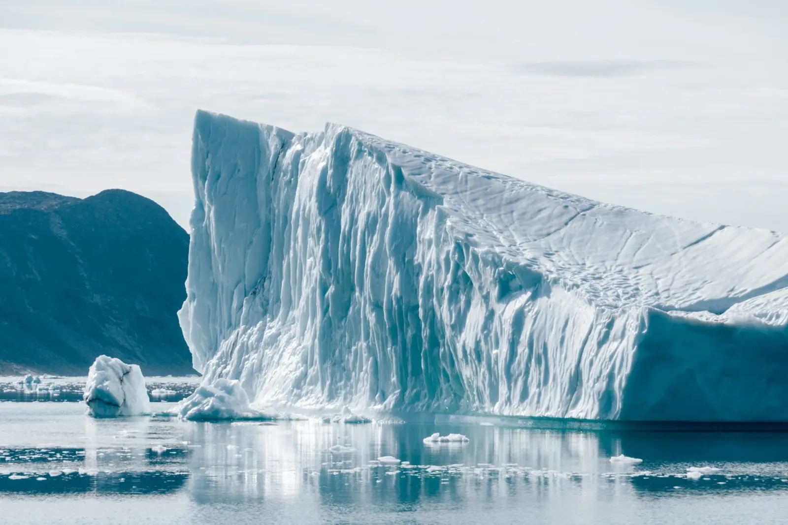 Silent Ice Realms, Grönland Poster von PhotoVibe Decor