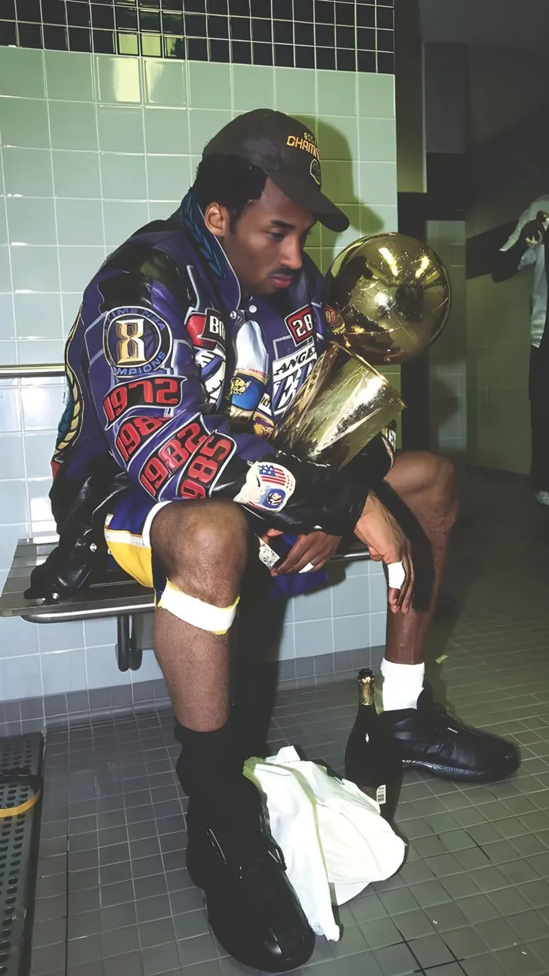 Kobe Reflects in the Locker Room canvas by FAKE ARTWORK STORE
