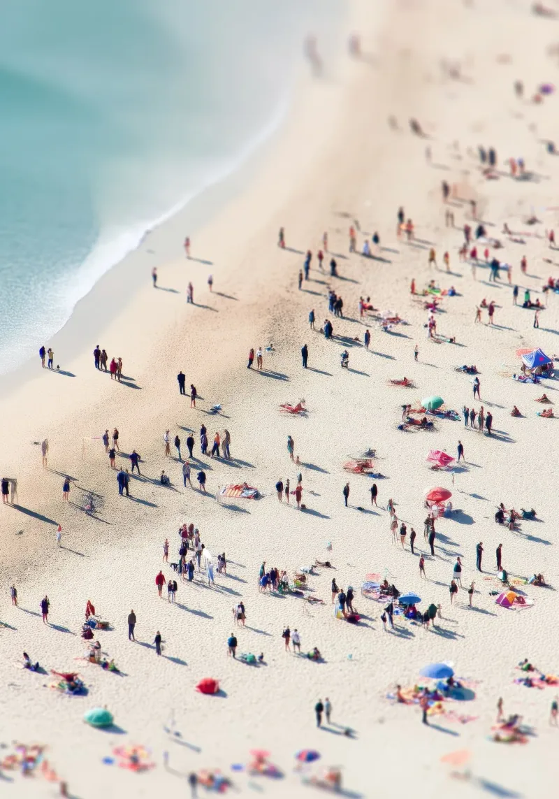 Beach Daydream – Abstract Aerial Photography poster con telaio in alluminio da Nadjaa