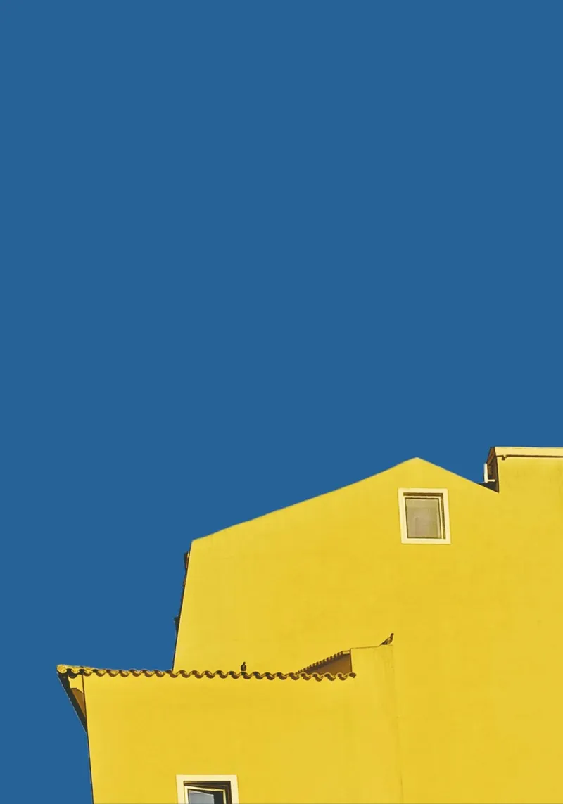 Minimal Architecture - Yellow canvas by KISSA STUDIO