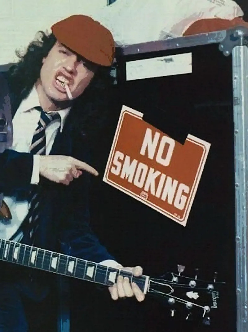 Angus Young ac/dc pellicola backlit da vanhesling