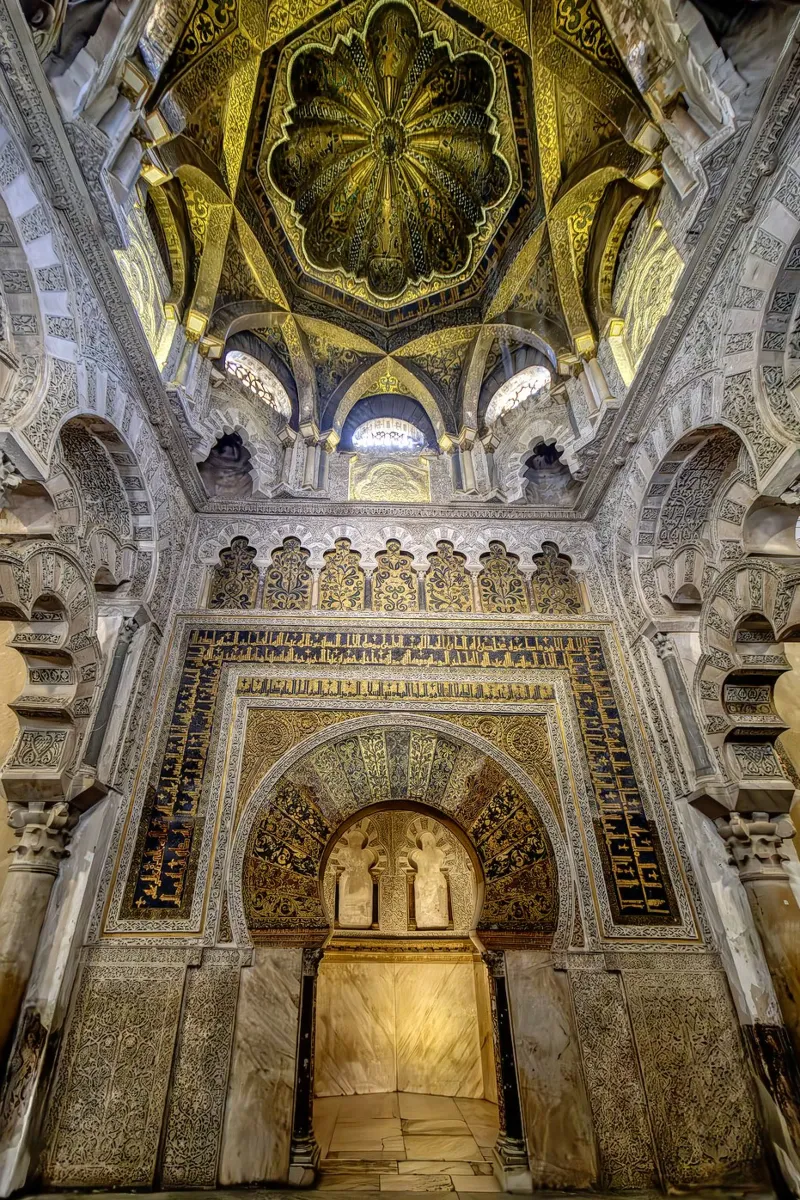 Gate portal and Moorish vault in Córdoba canvas by Bilderwelt - Kunst für die Wand