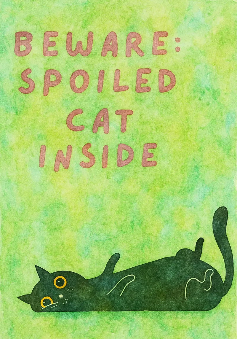 gato divertido cuidado gato mimado interior poster con marco de plástico de Mirage