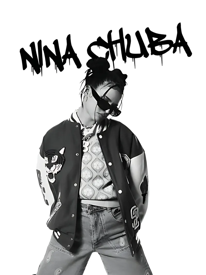 Nina Chuba poster met kunststof frame van AudioLibrary