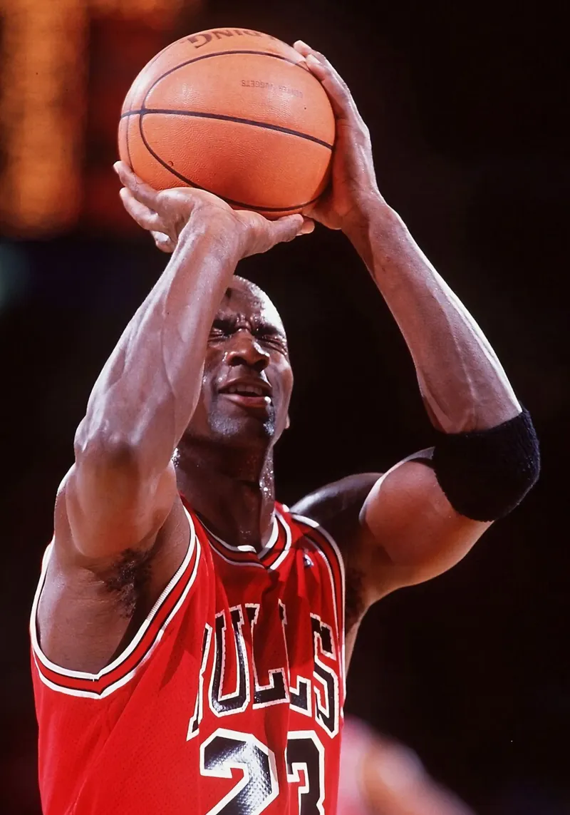 Bulls 23 Three Points canvas with Floater frame by FAKE ARTWORK STORE