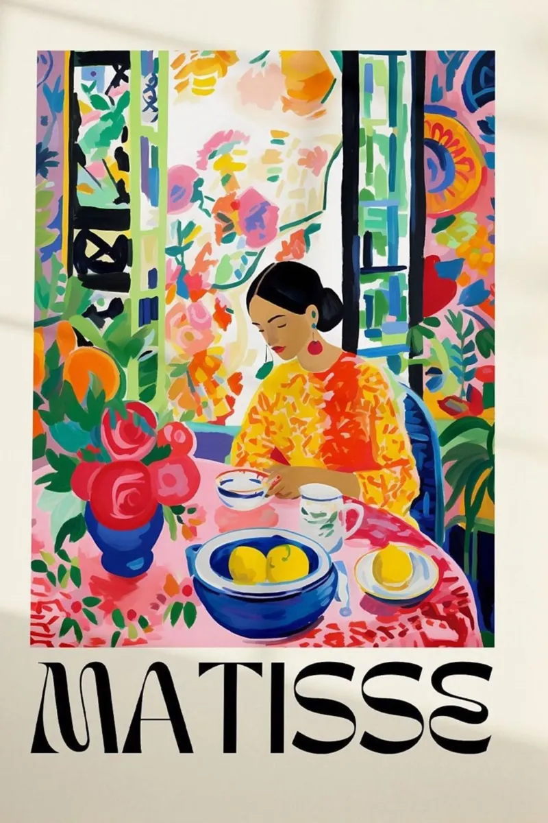 mujer disfrutando de un café en la mesa metacrilato de gudikan store