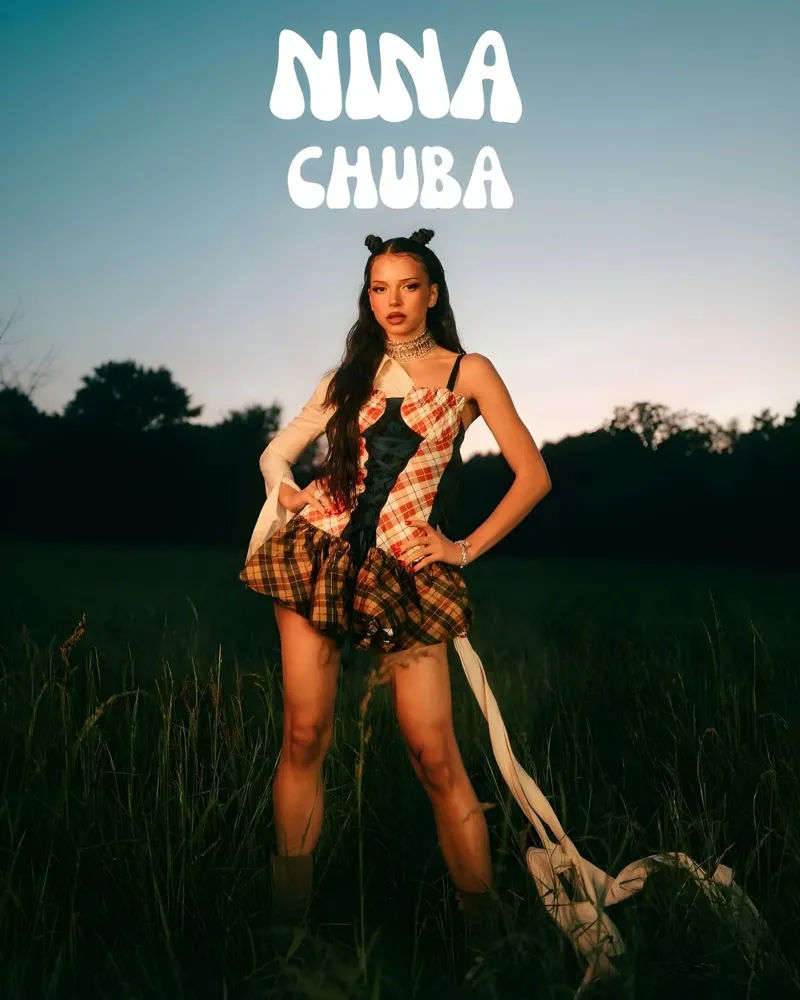Nina Chuba V2 pellicola backlit da vintage