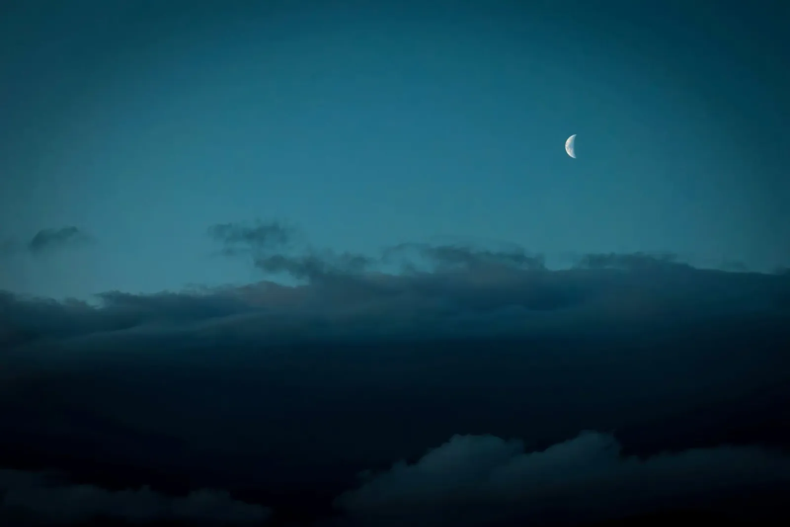 nuvole di luna alluminio dibond da Earthly Visions
