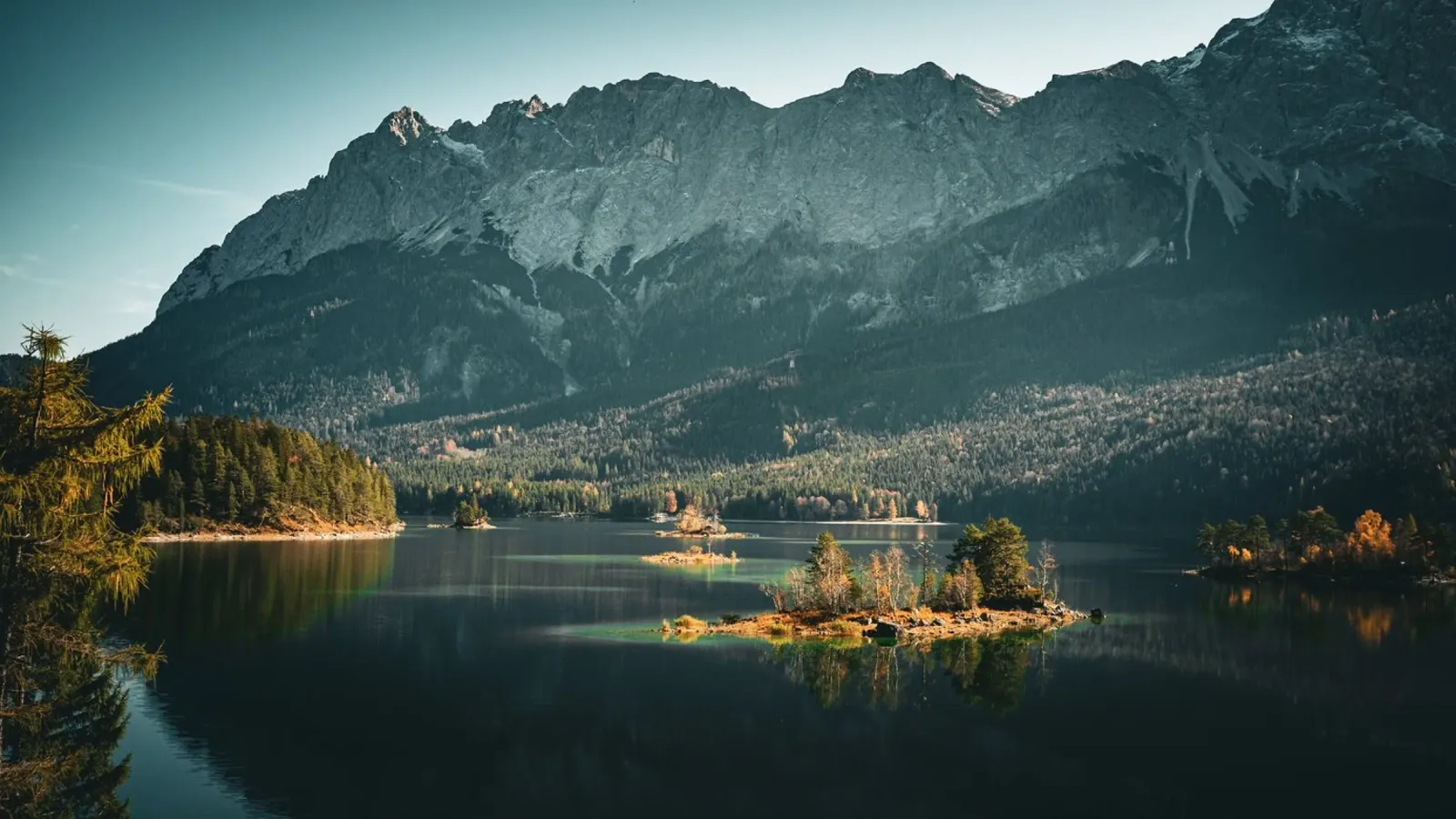 Eibsee pellicola backlit da Flo Klein